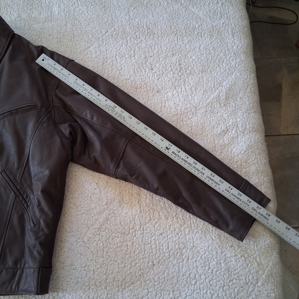 Men's Towne By London Fog Stylish Brown Leather Jacket - Picture 8 of 10